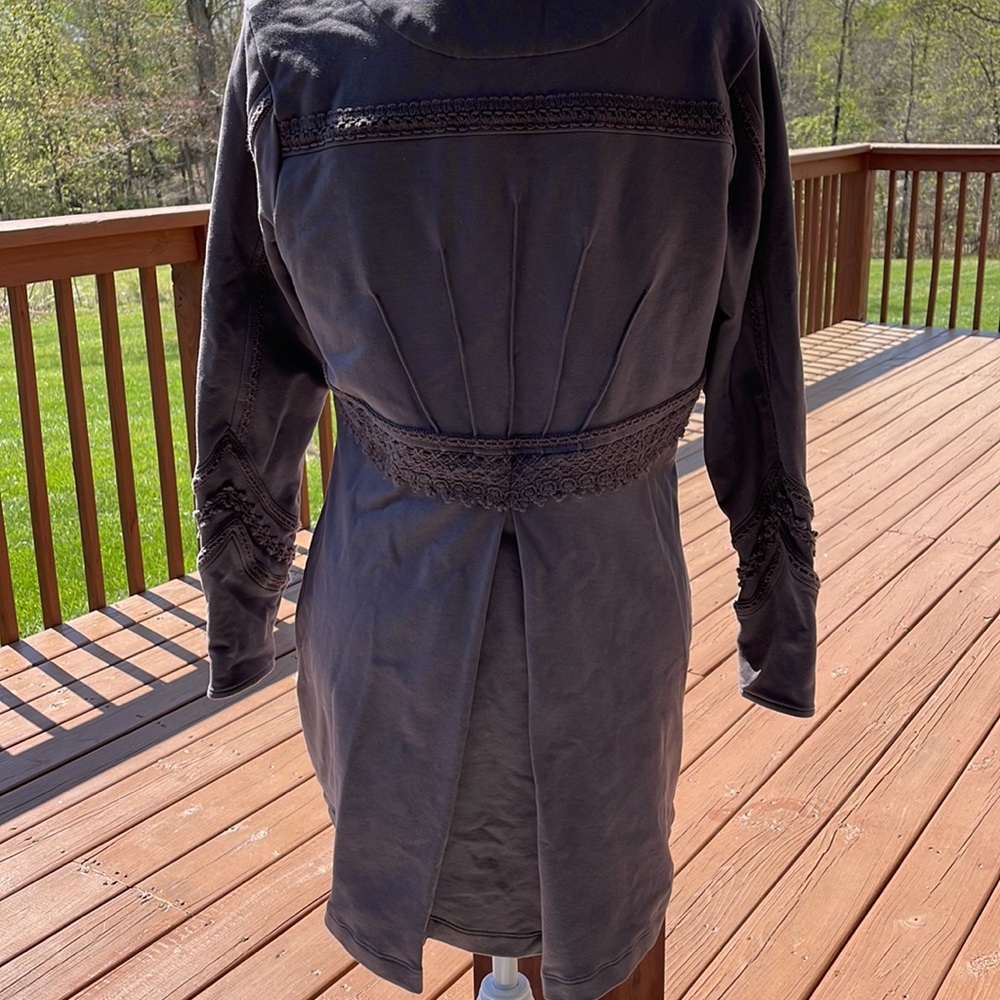Gray Soft Surrounding Jacket - image 6